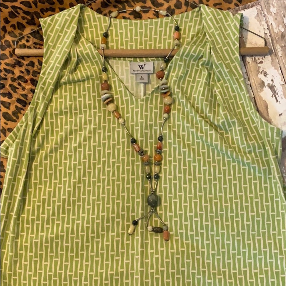 💚Worthington Cute green sleeveless Vneck top L💚